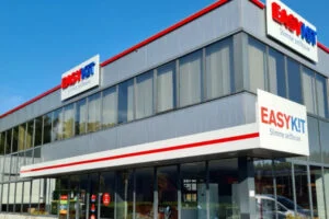 Buitenzijde van de Easykit-toonzaal in Kontich