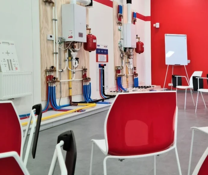 Gratis opleiding voor zelfbouwers bij Easykit